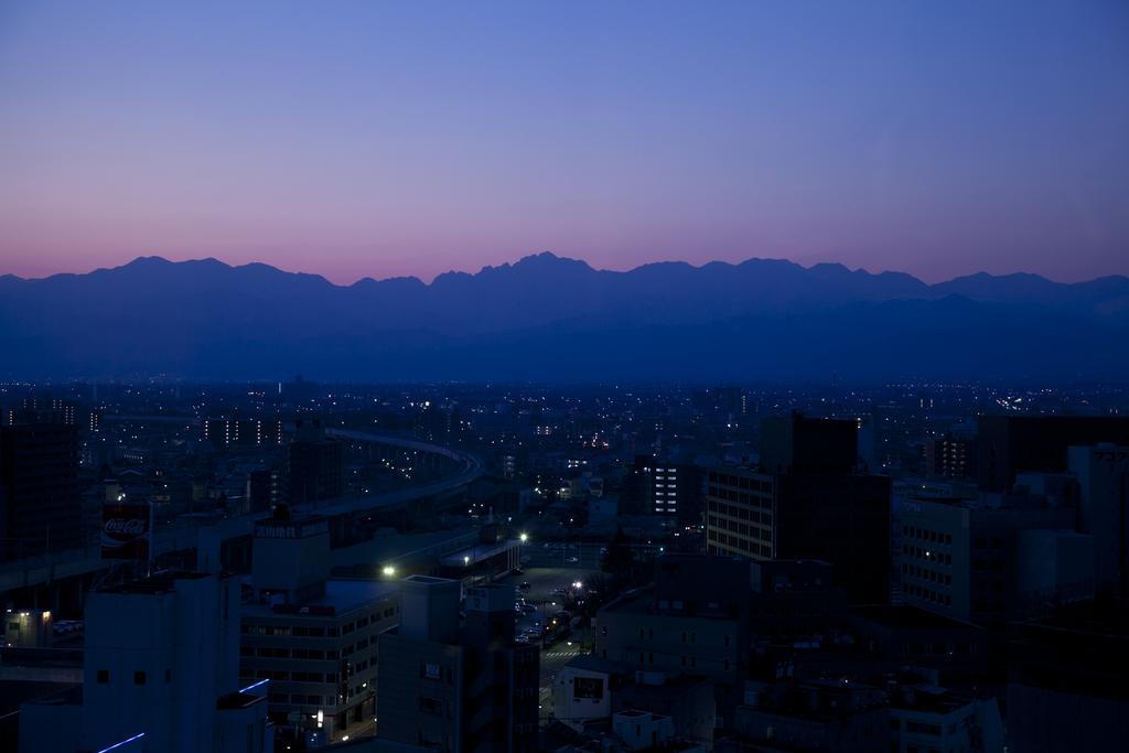 Toyama Excel Hotel Tokyu Bagian luar foto